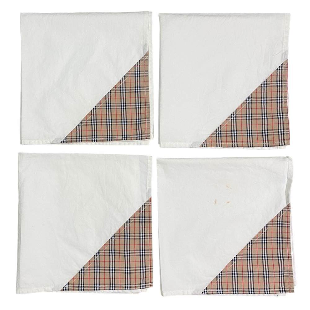 BURBERRY (4) Napkins
